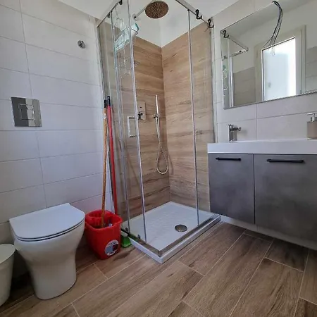 La Casa Di Enzo 30 Mt Dal Mare 3* Tre Fontane
