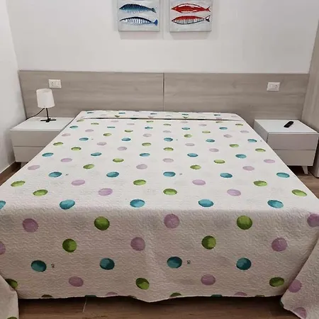 La Casa Di Enzo 30 Mt Dal Mare Tre Fontane