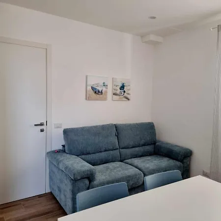 La Casa Di Enzo 30 Mt Dal Mare Pensión Tre Fontane